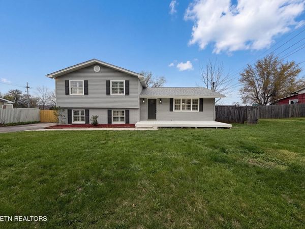 8717 Kildare Drive, Knoxville, TN 37923