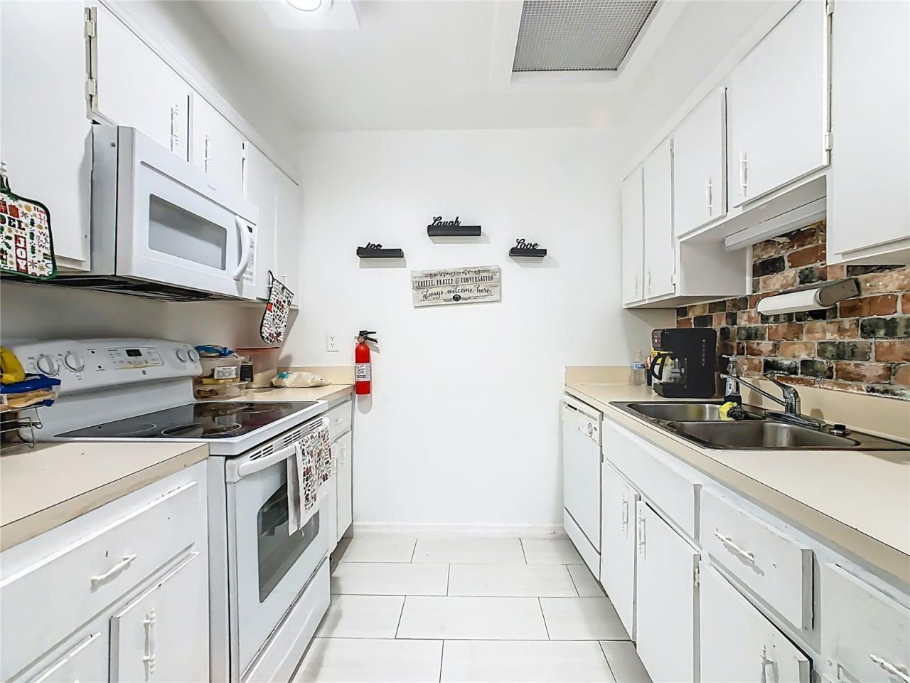 4103 Spitfire Avenue, Kissimmee, FL 34741 Photo