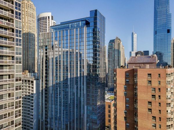 845 N State Street , Unit 902, Chicago, IL 60610