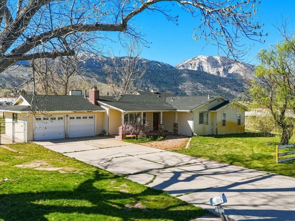 5605 Meacham Street, Washoe Valley, NV 89704