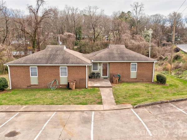 937 Kings Road , Shelby, NC 28150