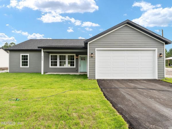 9284 SW CR 18, Hampton, FL 32044