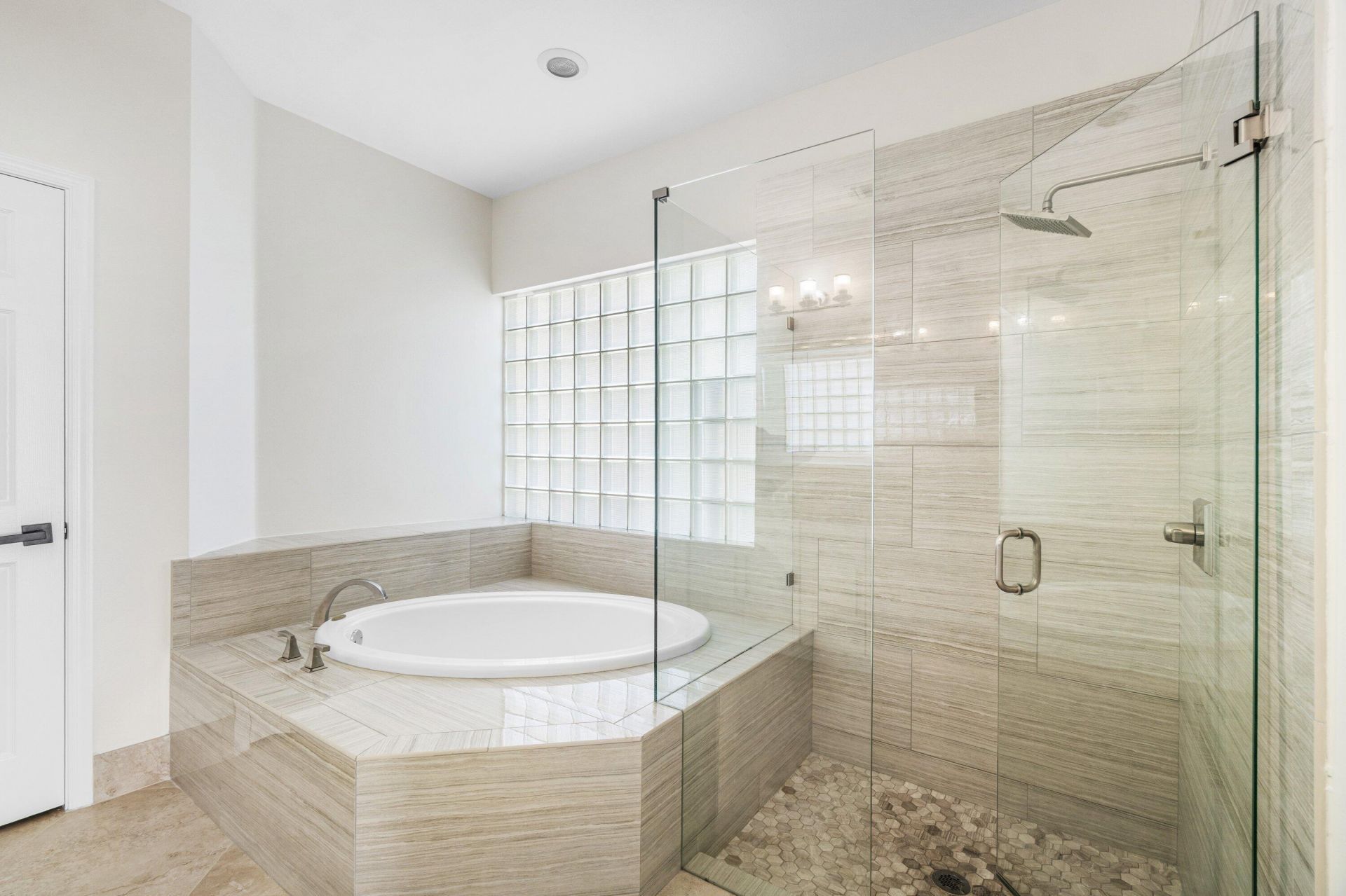 10889 Tamoron Lane, Boca Raton, FL 33498 Photo