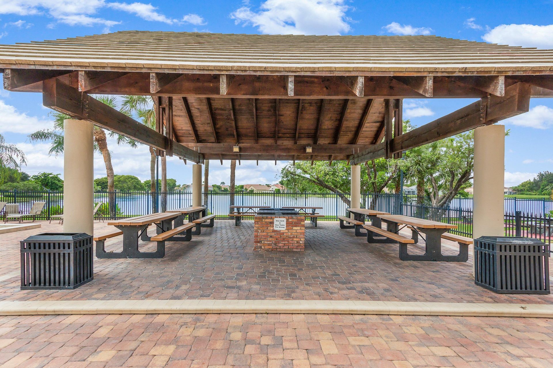 10889 Tamoron Lane, Boca Raton, FL 33498 Photo