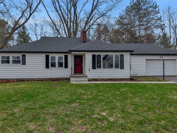 7531 Quaker Road, Orchard Park, NY 14127