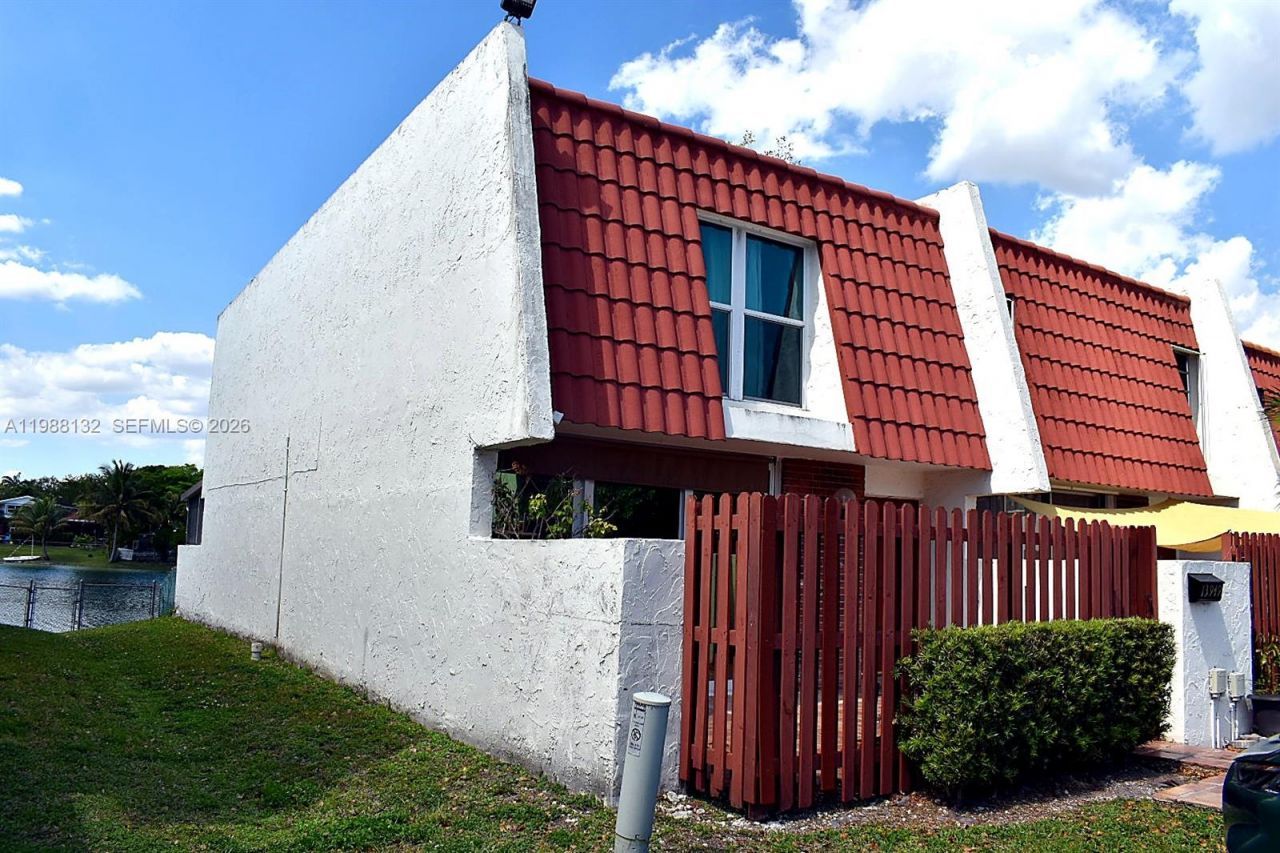 13949 SW 84th St , Unit 801, Miami, FL 33183 Photo