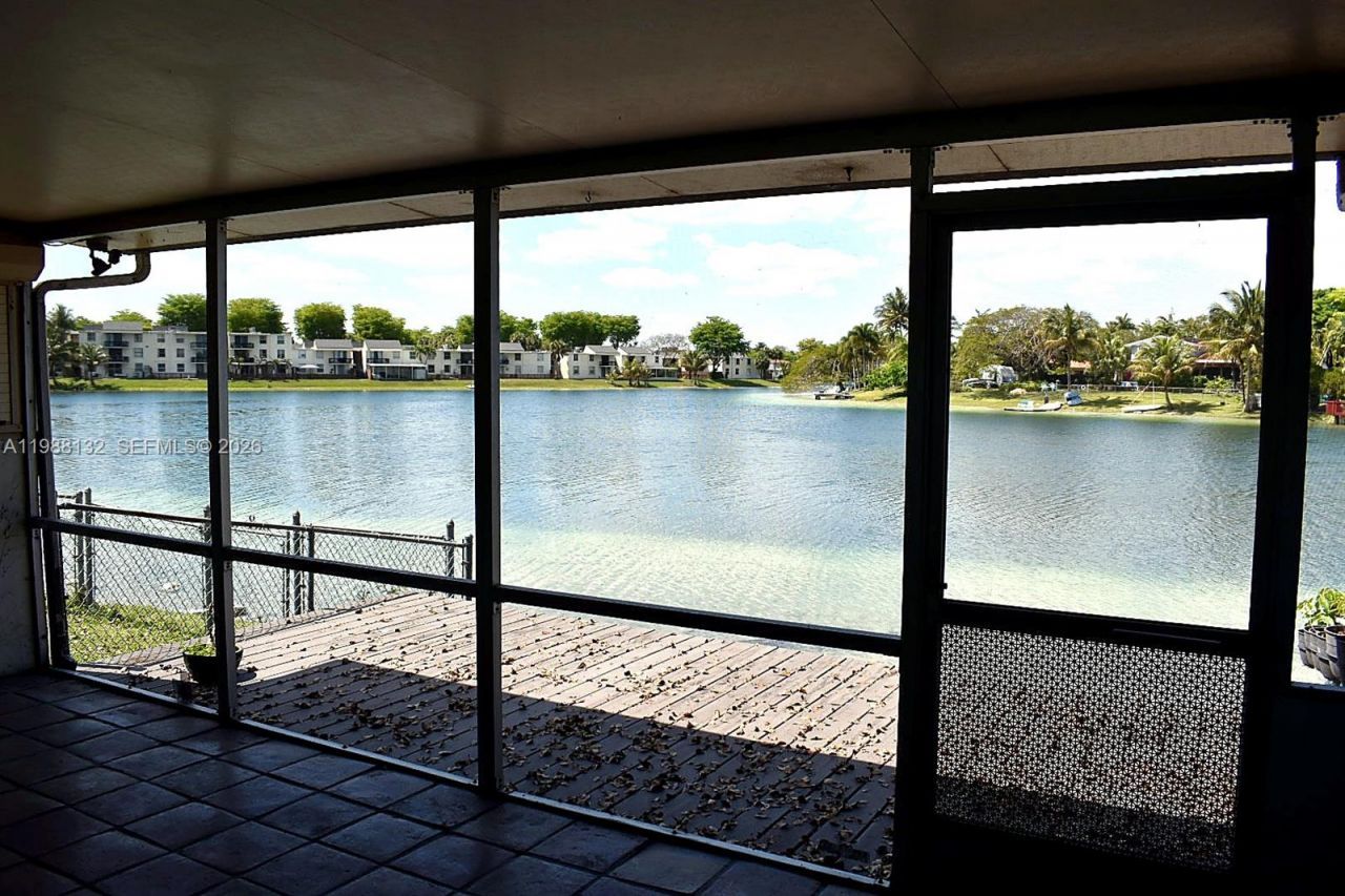 13949 SW 84th St, Unit 801, Miami, FL 33183 Photo