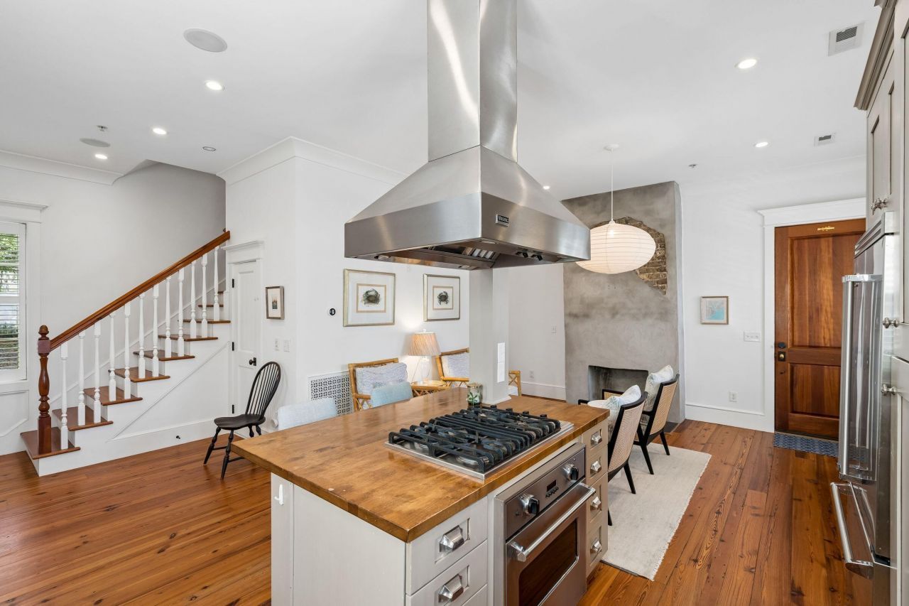 218 Venning Street Photo 17