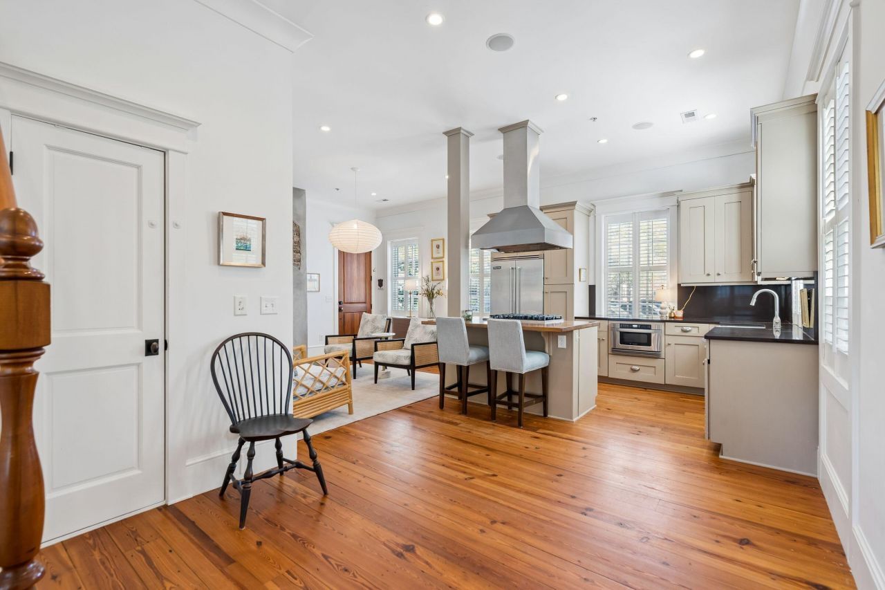 218 Venning Street Photo 23