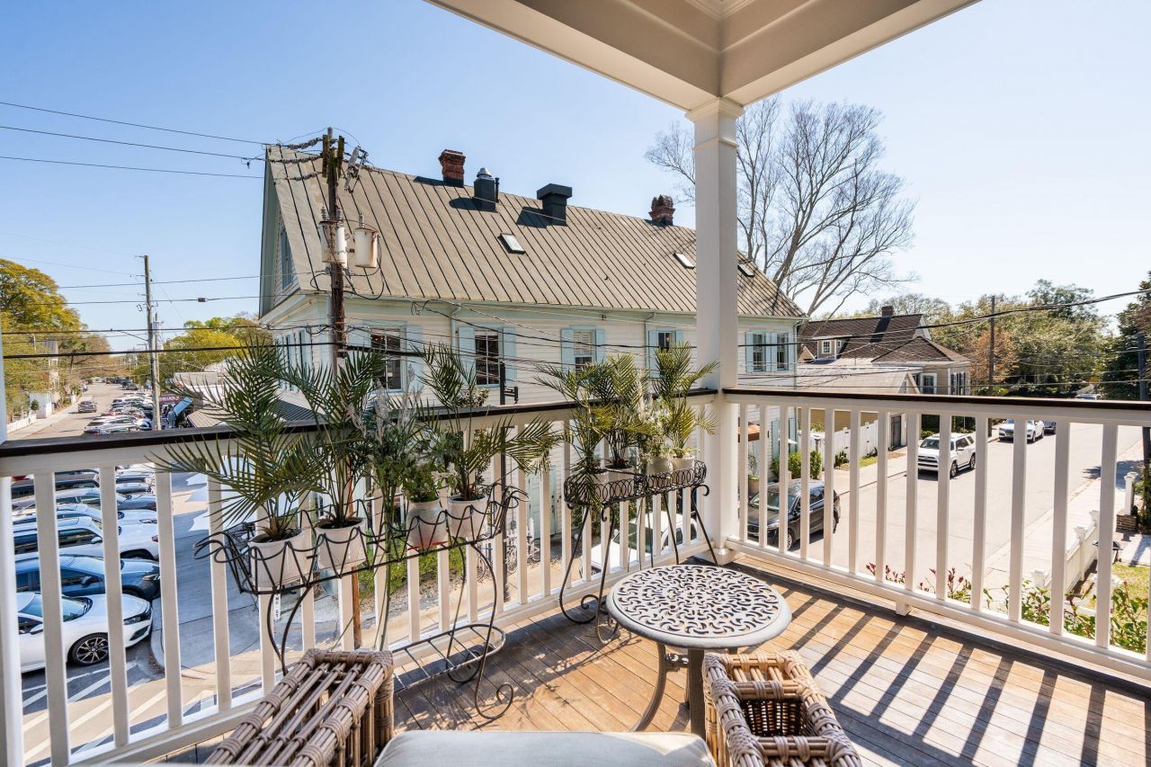 218 Venning Street Photo 36