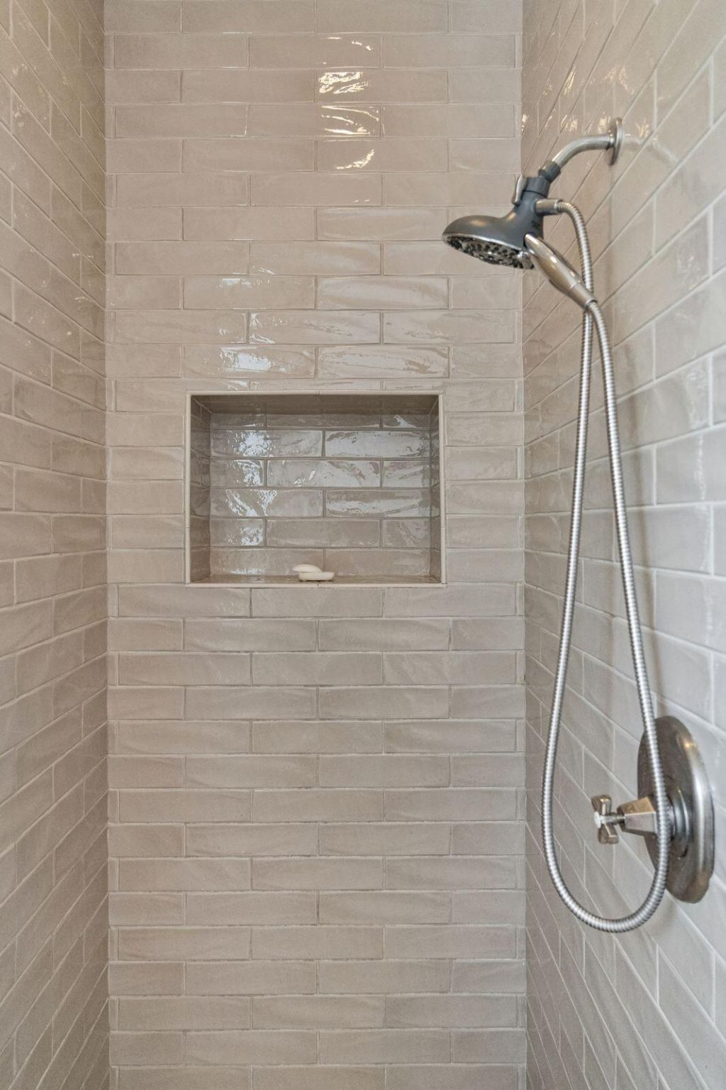 218 Venning Street Photo 42