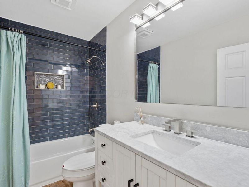 283 S Main Street, Johnstown, OH 43031 Photo 3