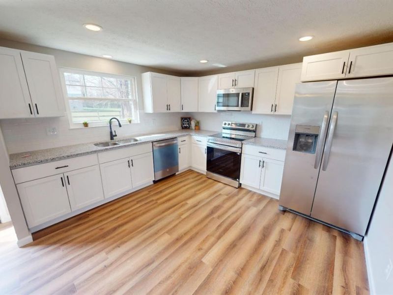 2163 Broadhurst, Springfield Twp., OH 45240 Photo 6