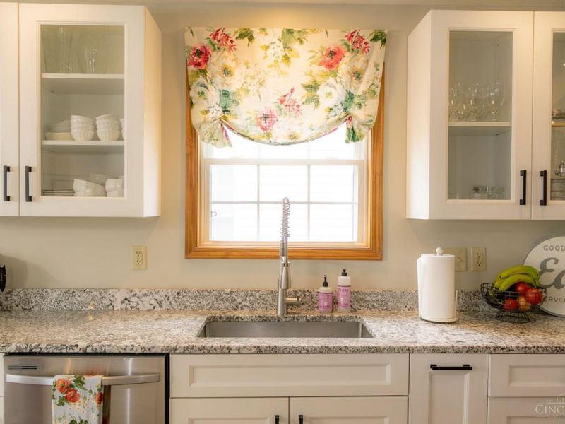 1452 Meadow Ridge Circle, Wilmington, OH 45177 Photo 10