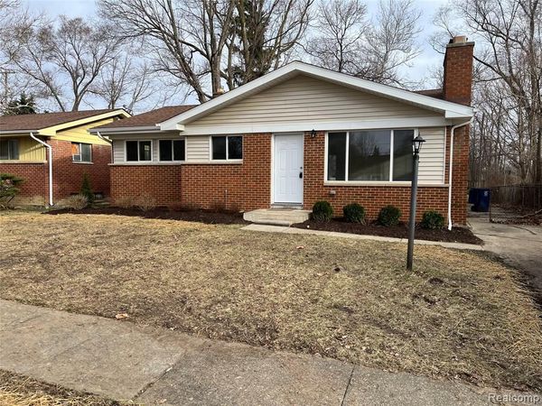 1518 Randy Court, Flint, MI 48505