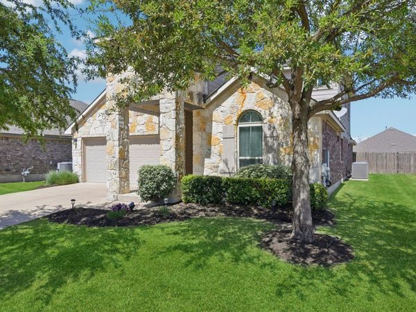505 Buttermilk LN , Leander, TX 78641