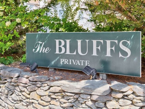 24 Jae Rd, Falmouth, MA 02540