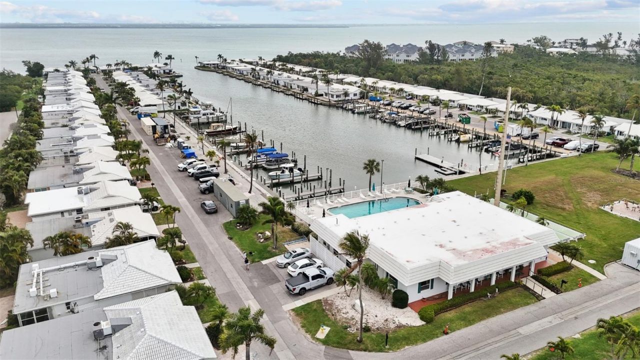 604 Spanish Drive N, Longboat Key, FL 34228 Photo