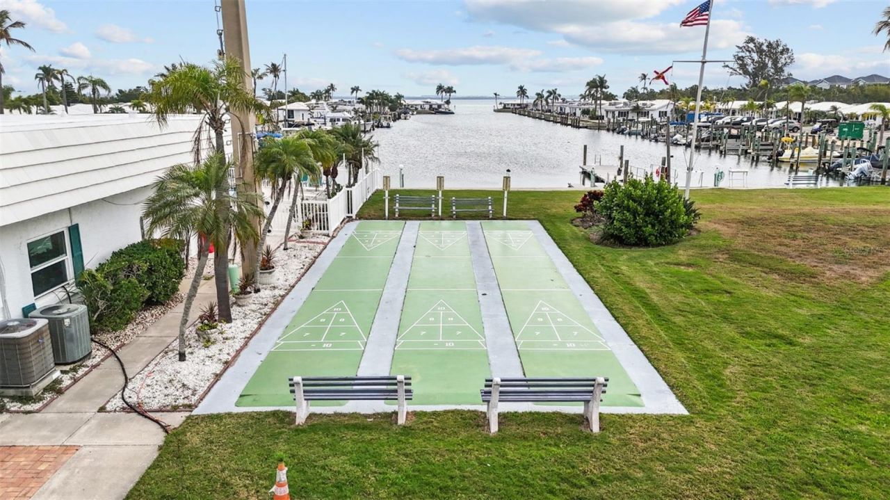 604 Spanish Drive N, Longboat Key, FL 34228 Photo