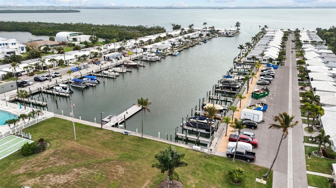 604 Spanish Drive N, Longboat Key, FL 34228 Photo