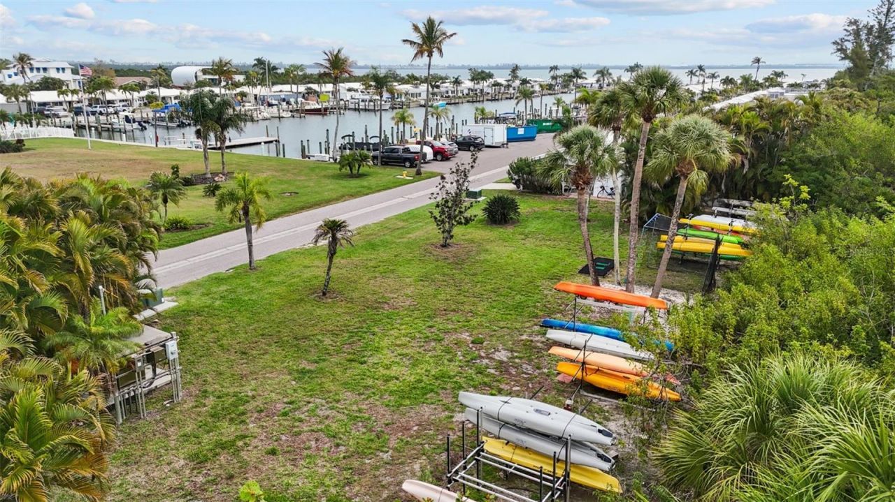 604 Spanish Drive N, Longboat Key, FL 34228 Photo