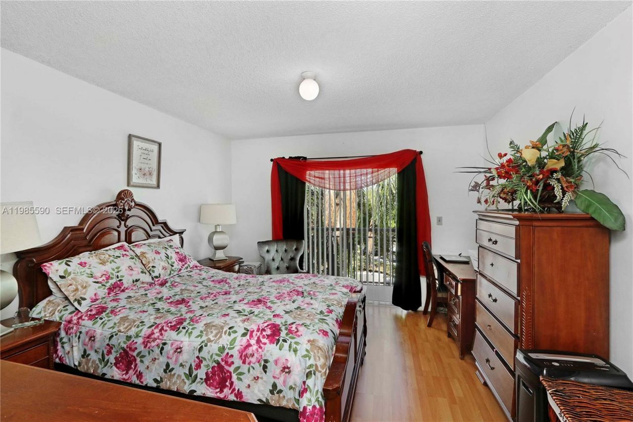 8640 SW 212th St , Unit 303, Cutler Bay, FL 33189 Photo