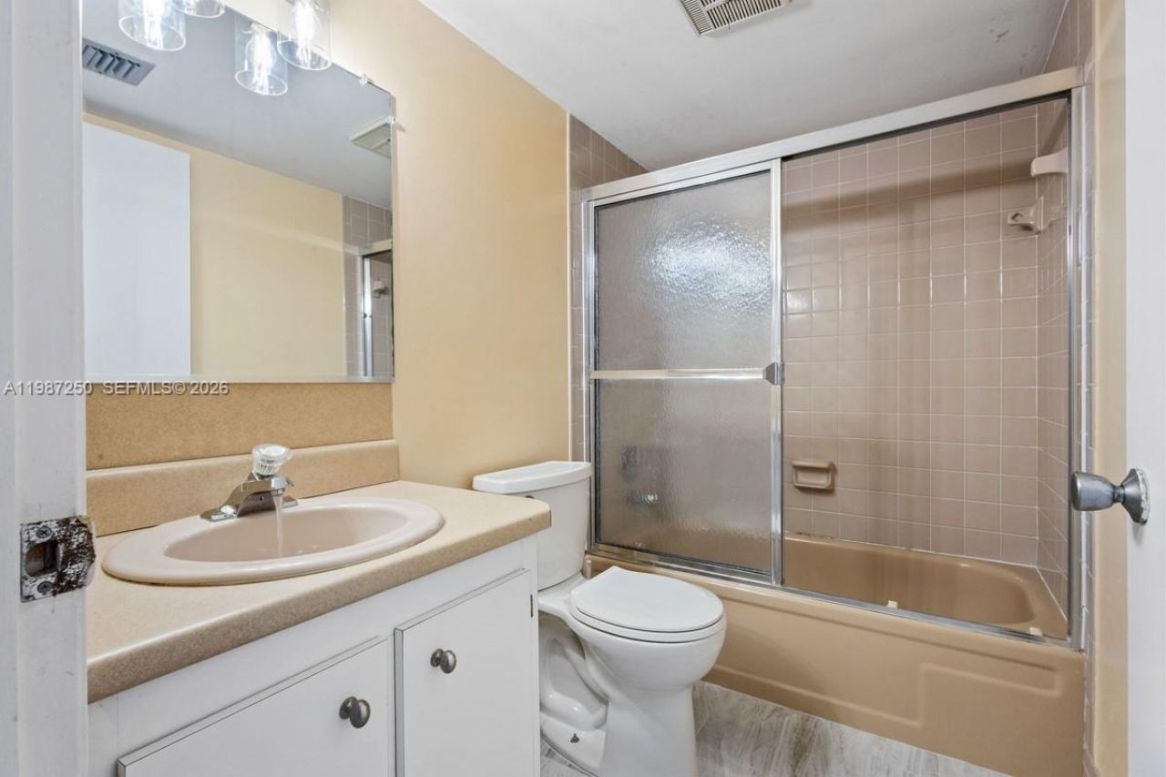 7664 NW 18th St , Unit 306, Margate, FL 33063 Photo