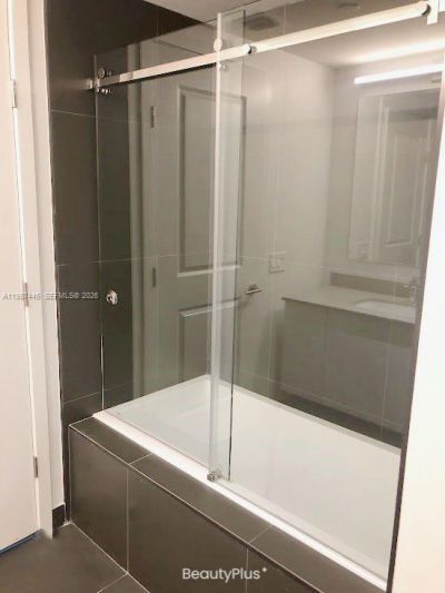 1600 NE 1st Ave , Unit 1715, Miami, FL 33132 Photo