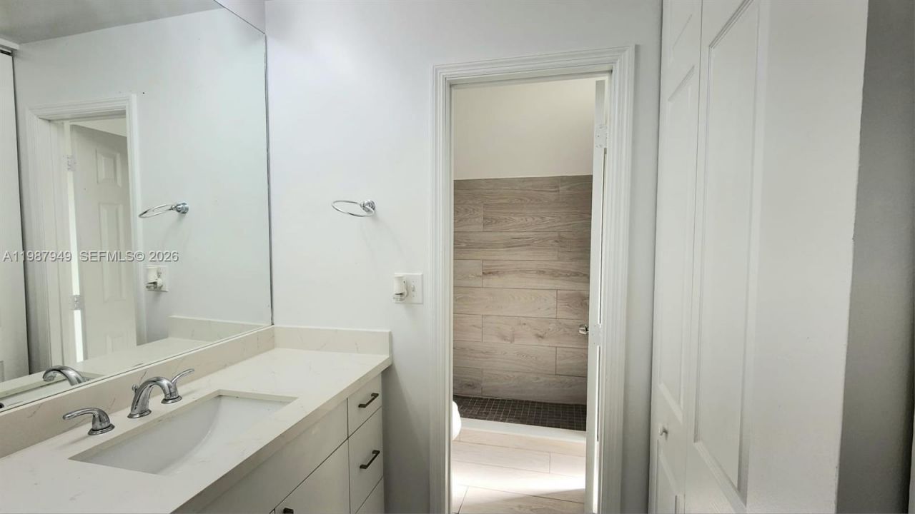 841 NW 81st Ave , Unit 8, Plantation, FL 33324 Photo