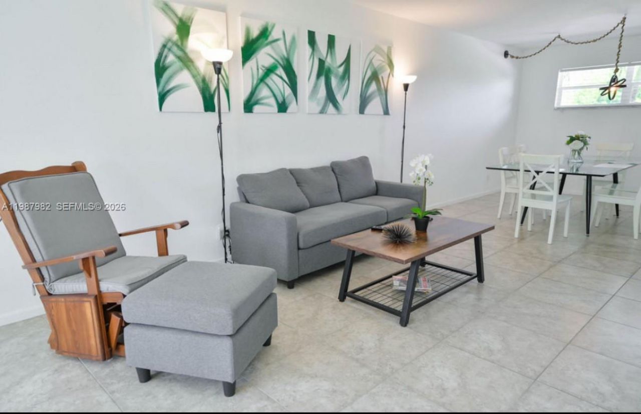 8901 S Hollybrook Blvd , Unit 206, Hollywood, FL 33025 Photo