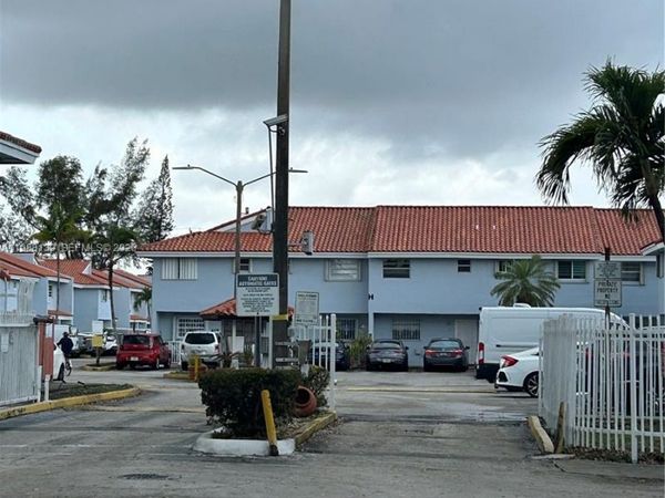 550 SW 115th Ave, Unit 304F, Sweetwater, FL 33174