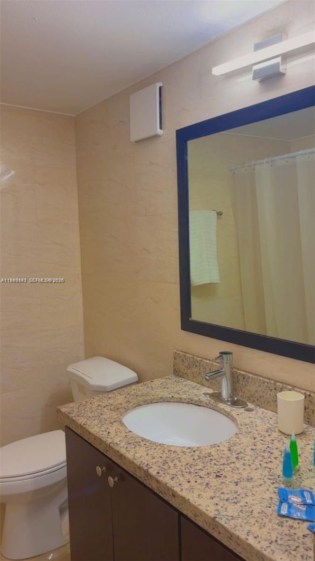 710 Washington Ave , Unit 209, Miami Beach, FL 33139 Photo