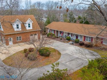 474 Mallard Drive, Hardyville, VA 23070