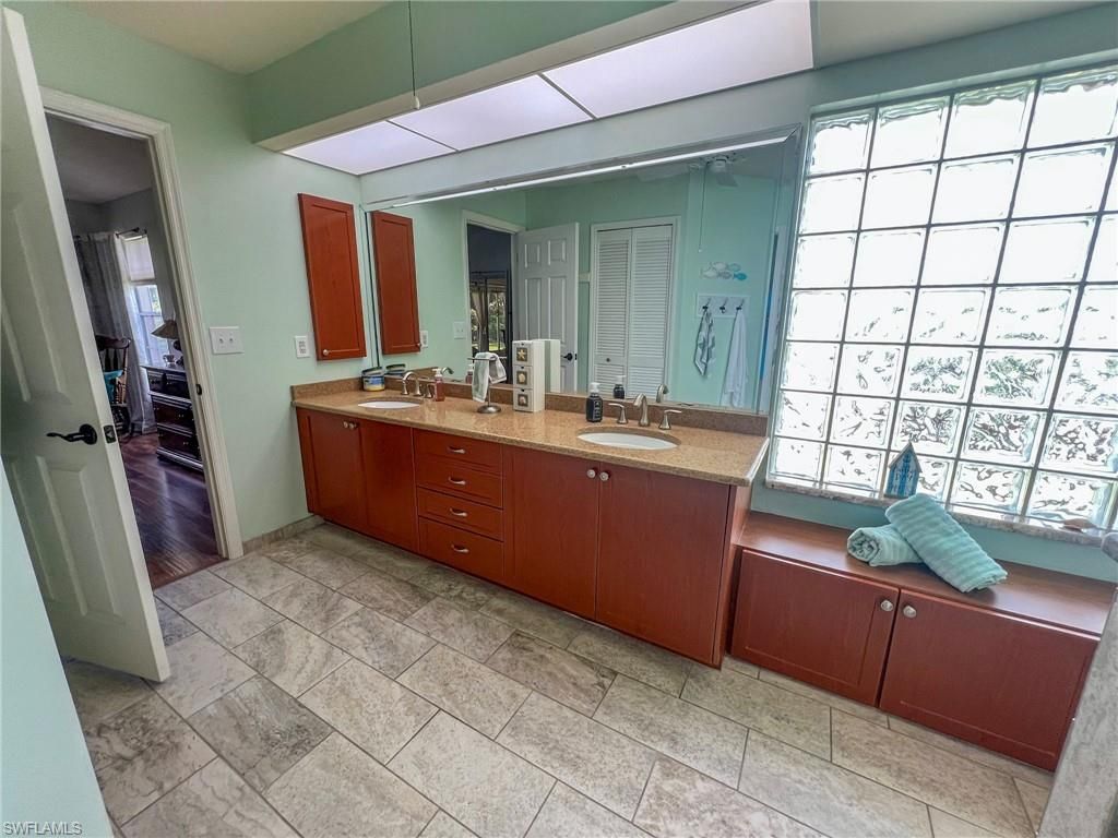 2170 Embarcadero Way, North Fort Myers, FL 33917 Photo