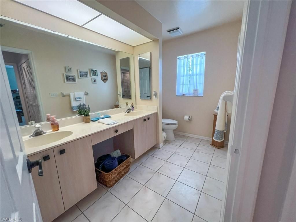 2170 Embarcadero Way, North Fort Myers, FL 33917 Photo