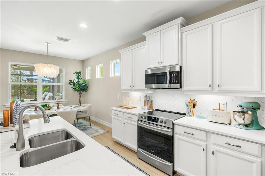 14546 Tropical Dr, Naples, FL 34114 Photo