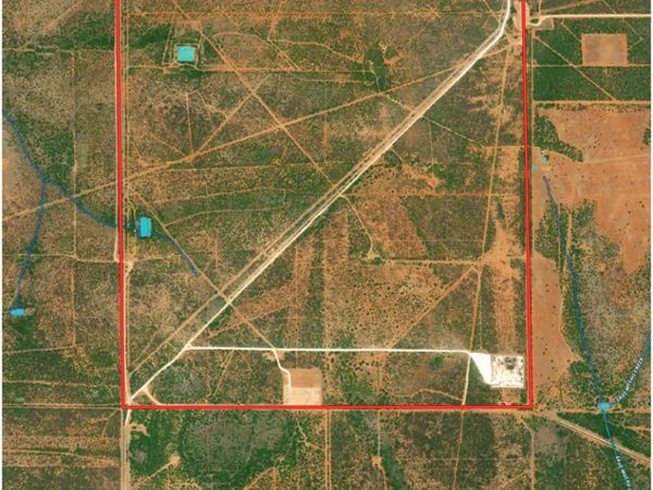 200 Rogers Ranch Road, Big Wells, TX 78830