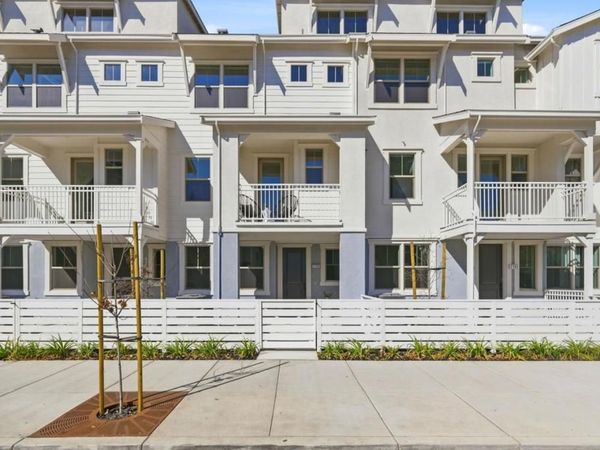 2739 Oak Road, Walnut Creek, CA 94597