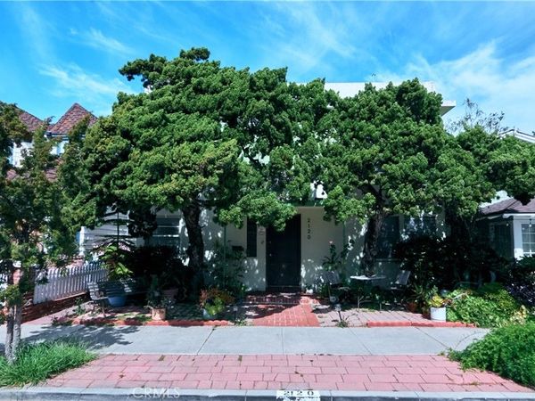 2120 Miramar, Newport Beach, CA 92661