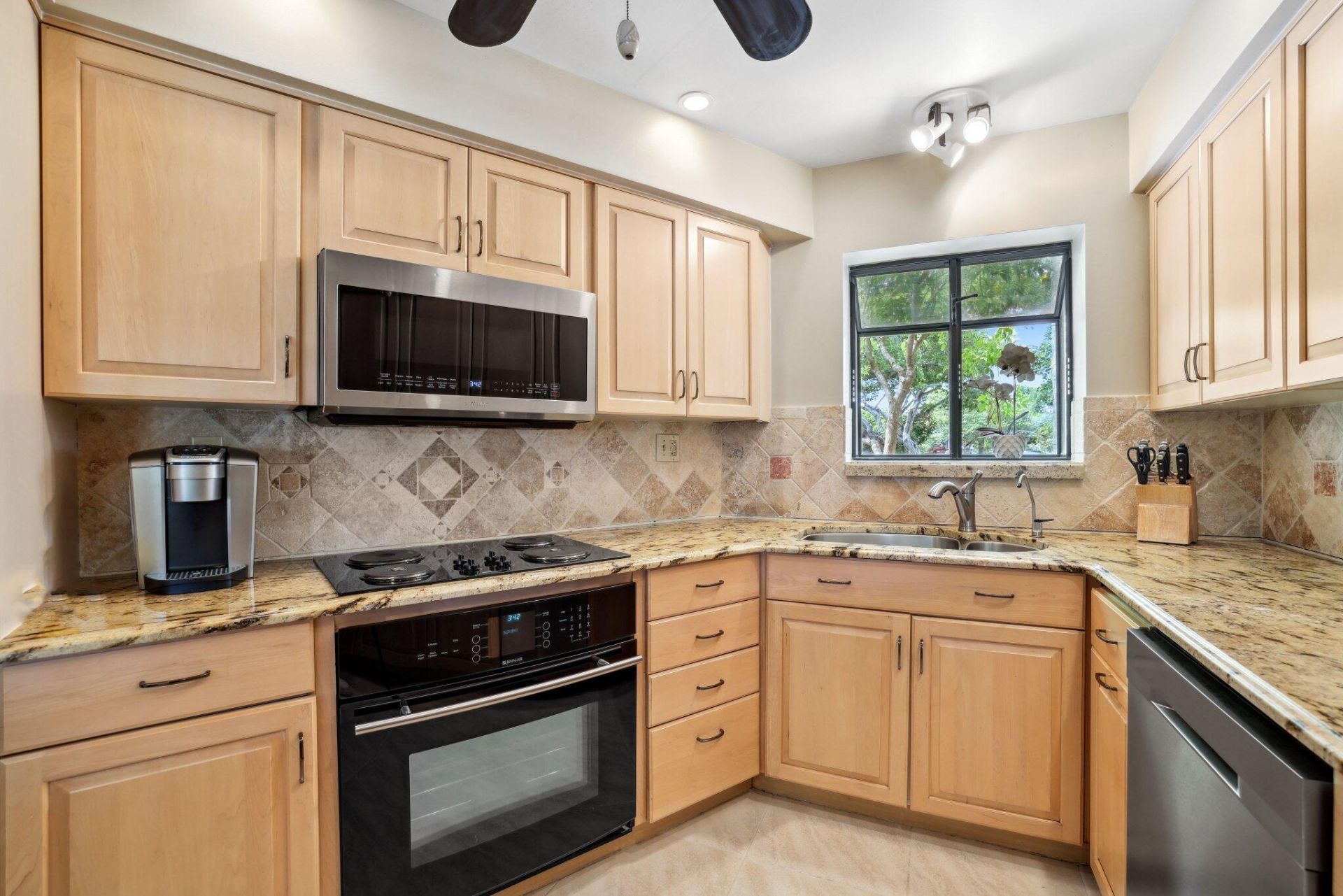 910 Banyan Drive, Delray Beach, FL 33483 Photo