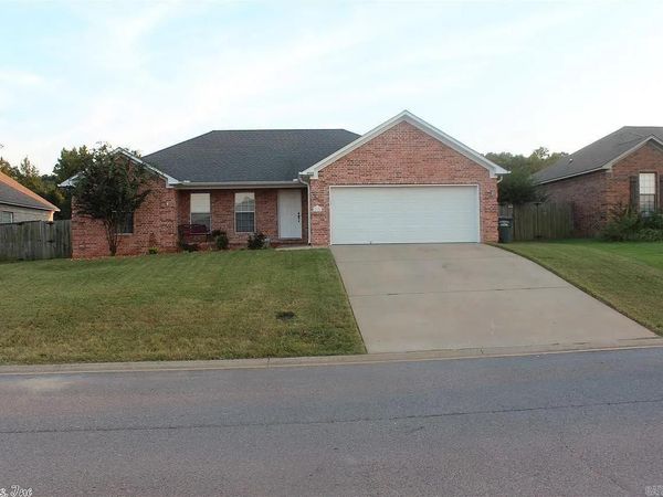 2525 Zoysia Lane, Conway, AR 72034