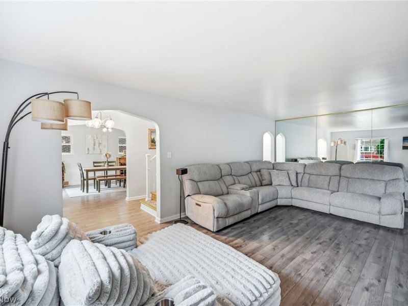 1724 Chestnut Boulevard, Cuyahoga Falls, OH 44223 Photo 12