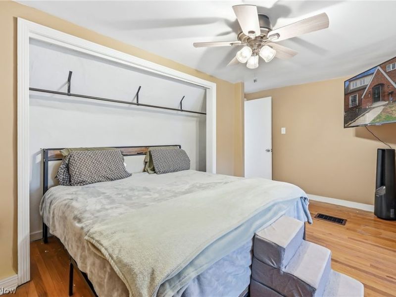 1724 Chestnut Boulevard, Cuyahoga Falls, OH 44223 Photo 28