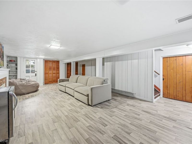 1724 Chestnut Boulevard, Cuyahoga Falls, OH 44223 Photo 34