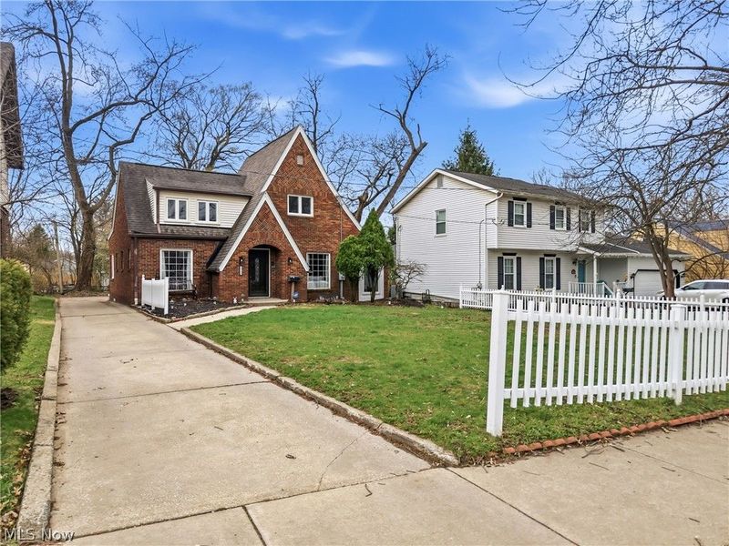 1724 Chestnut Boulevard, Cuyahoga Falls, OH 44223 Photo 43