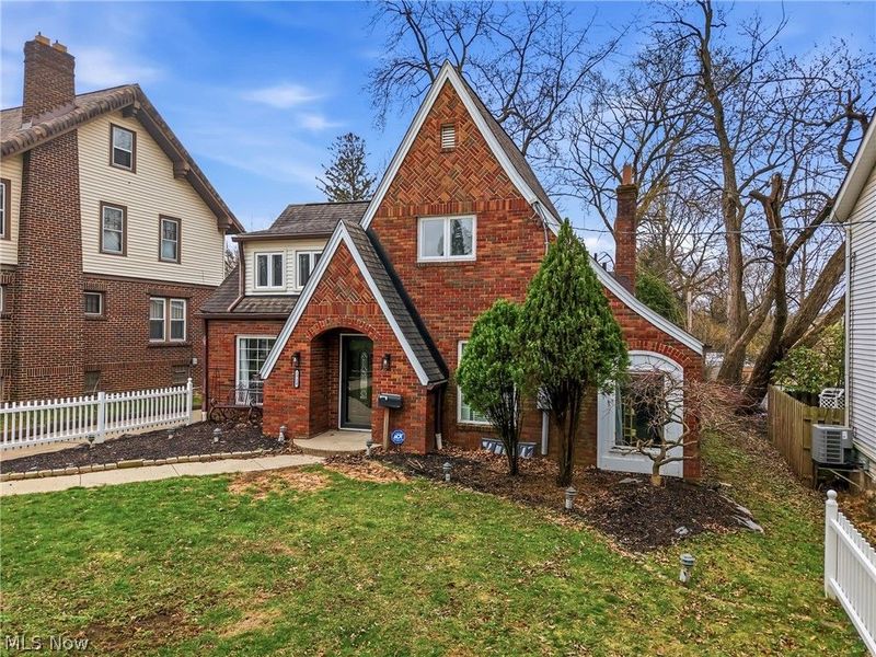 1724 Chestnut Boulevard, Cuyahoga Falls, OH 44223 Photo 50