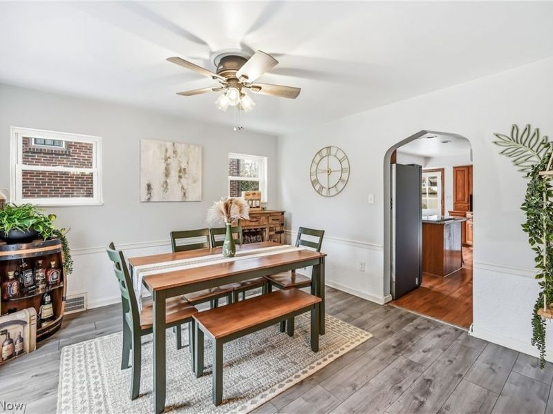 1724 Chestnut Boulevard, Cuyahoga Falls, OH 44223 Photo 6