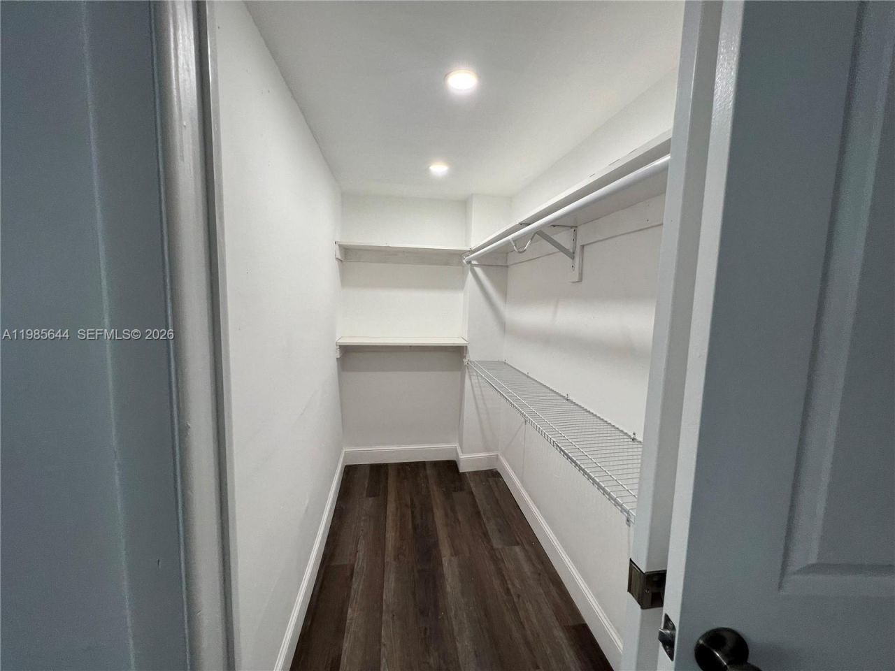 8635 NW 8th St , Unit 211, Miami, FL 33126 Photo