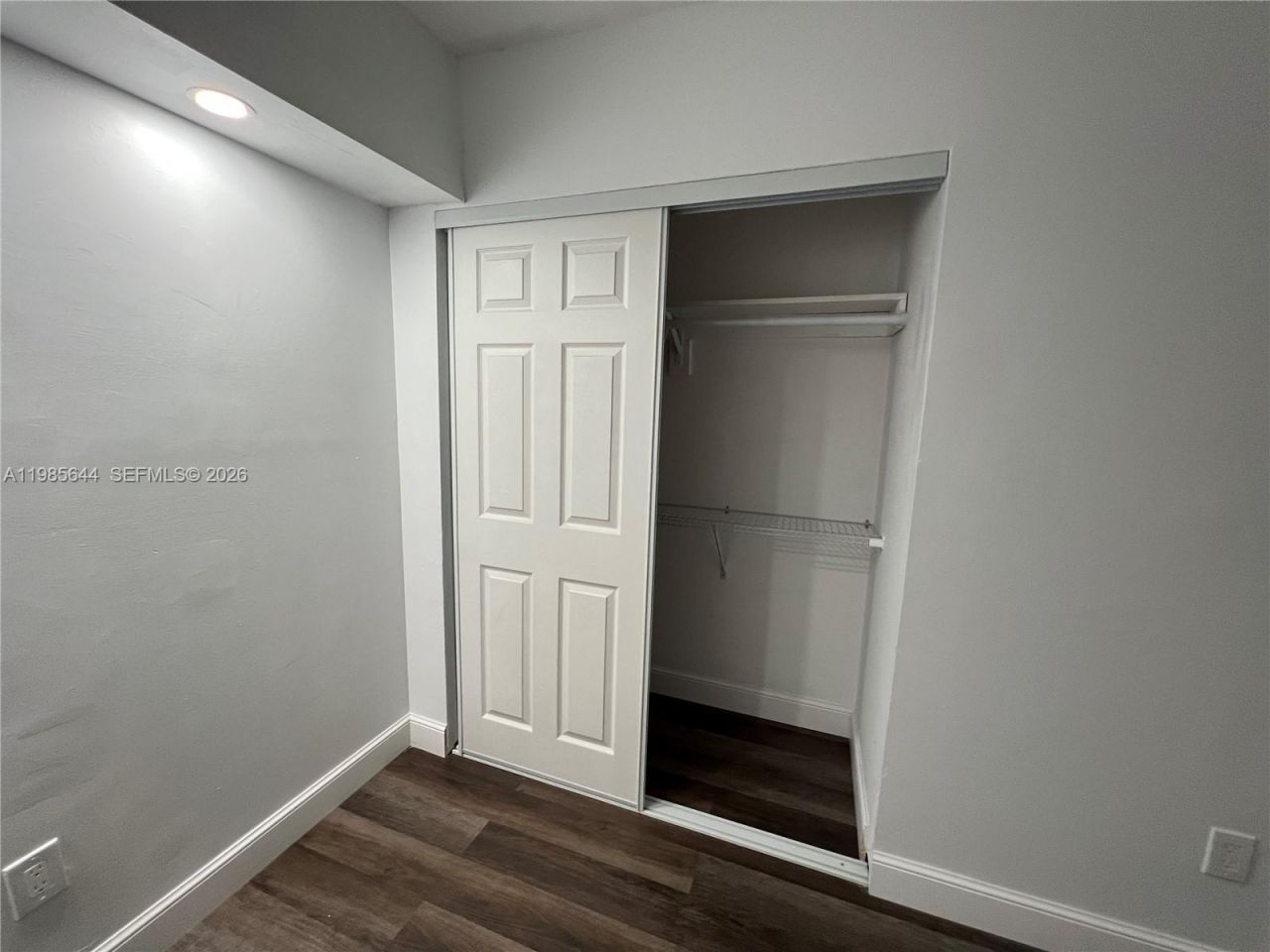 8635 NW 8th St , Unit 211, Miami, FL 33126 Photo