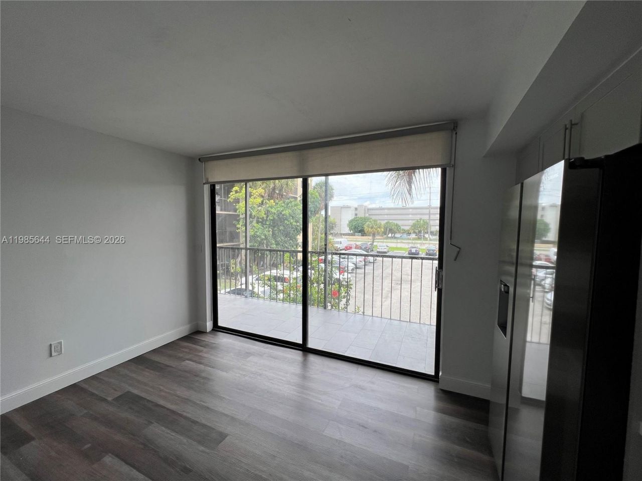 8635 NW 8th St , Unit 211, Miami, FL 33126 Photo